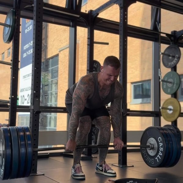 Video by Christian Boye Larsen on July 08, 2026. May be an image of barbell, rack and text.